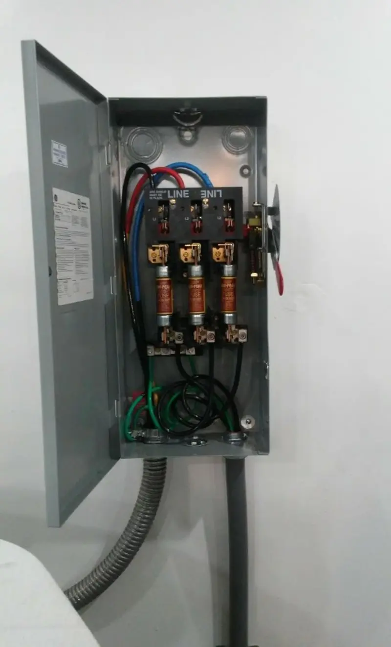 Three-phase disconnect switch installed for Electrical Wiring & Rewiring in Southold